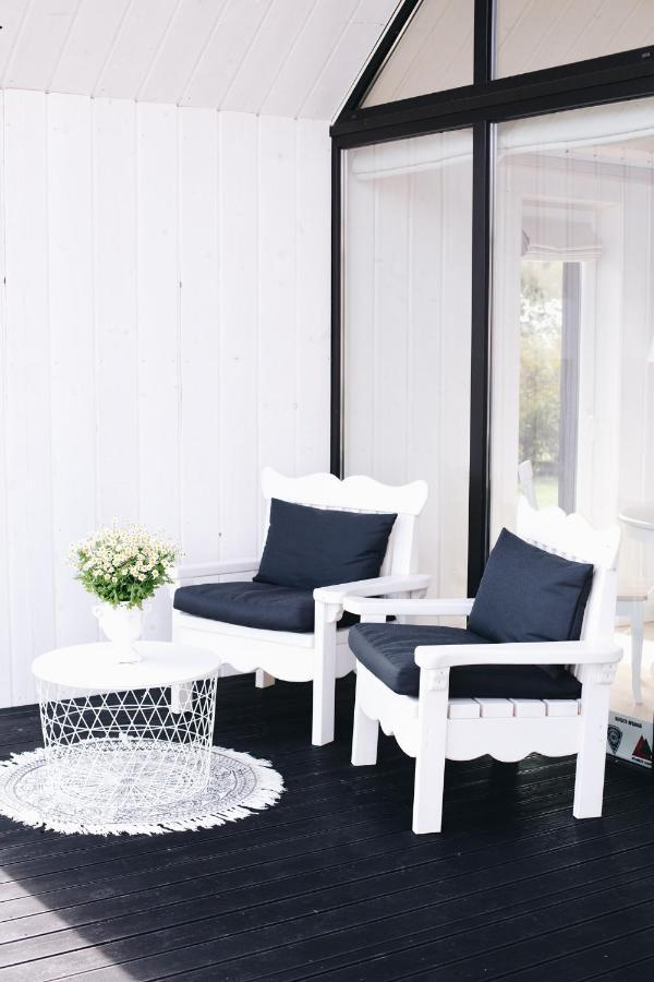 Relax Port Villa Bigauņciems Exteriör bild
